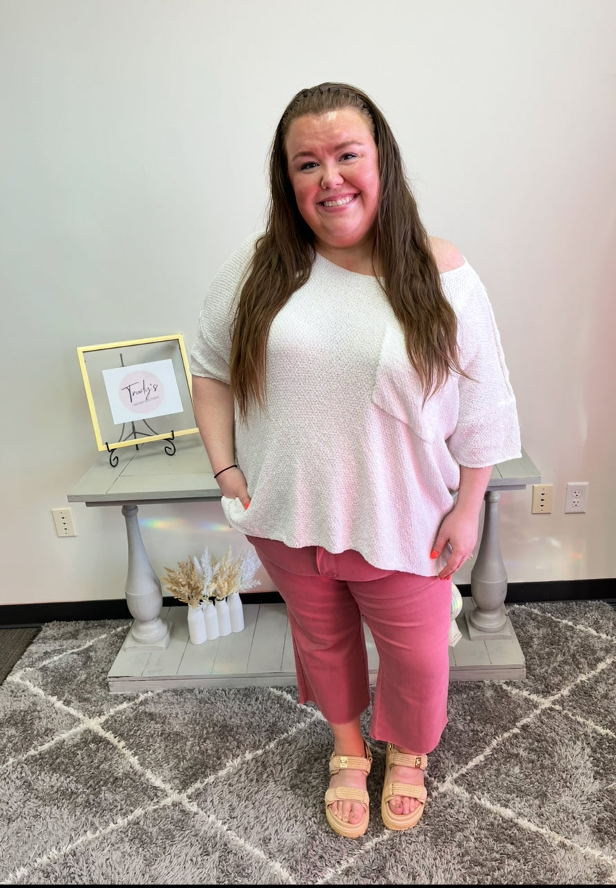 Sleek & Fabulous Top/Curvy