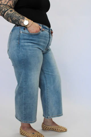 Judy Blue MR Wide Crop Jeans - Trudy's Trendy Boutique