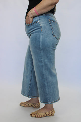 Judy Blue MR Wide Crop Jeans - Trudy's Trendy Boutique