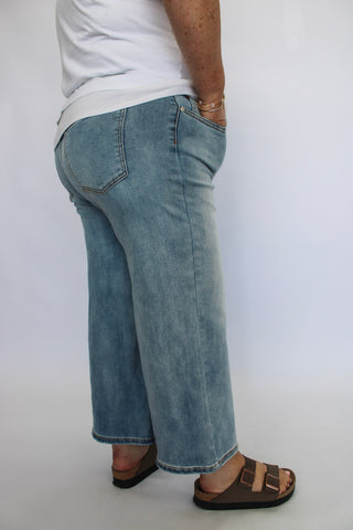 Judy Blue MR Wide Crop Jeans - Trudy's Trendy Boutique