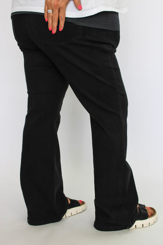 Judy Blue HW TC Black Bootcut Jeans - Trudy's Trendy Boutique