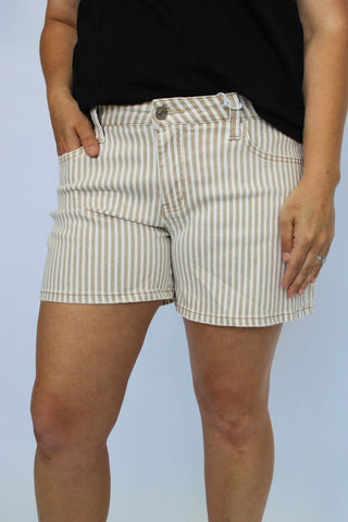 Vervet Midrise Stripe Mom Shorts - Trudy's Trendy Boutique