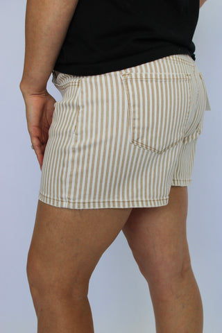 Vervet Midrise Stripe Mom Shorts - Trudy's Trendy Boutique