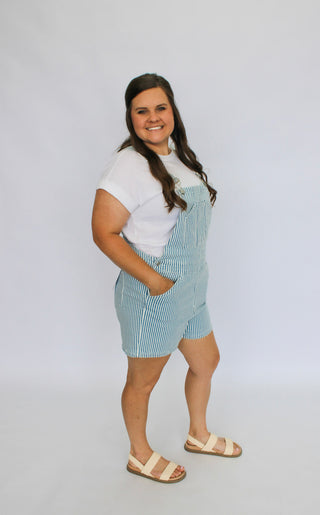 Mica Bib Overall Shorts - Trudy's Trendy Boutique