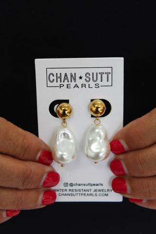 ChanSutt Pearl Drop Earrings - Trudy's Trendy Boutique