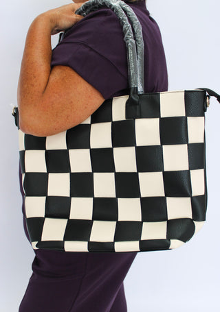 Courtney Checkered Tote - Trudy's Trendy Boutique