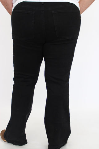 Judy Blue HW TC Black Bootcut/Curvy - Trudy's Trendy Boutique