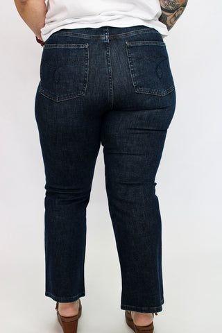 Judy Blue HW Tummy Control Amy Kick Flare - Trudy's Trendy Boutique