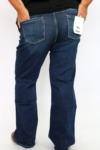 Mica Mid-Rise Bootcut Jeans/Curvy - Trudy's Trendy Boutique