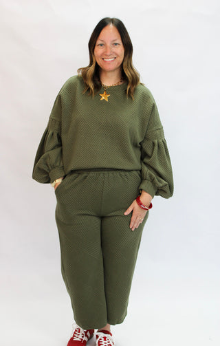 Studio Quilted Texture Capri - Trudy's Trendy Boutique