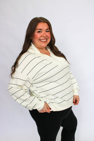 Linear Luxe Scuba V-Neck Reg/Curvy - Trudy's Trendy Boutique