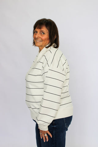 Linear Luxe Scuba V-Neck Reg/Curvy - Trudy's Trendy Boutique