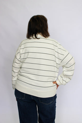 Linear Luxe Scuba V-Neck Reg/Curvy - Trudy's Trendy Boutique