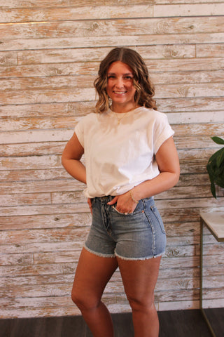 Cello High Rise Mom Short - Trudy's Trendy Boutique