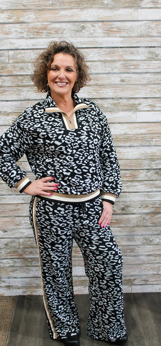Wild Stripe Sweatpants - Trudy's Trendy Boutique