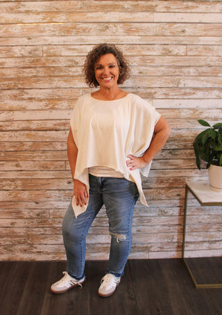 Goes With Everything Top - Trudy's Trendy Boutique