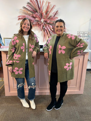 Blossoms Cardigan/Regular/Curvy - Trudy's Trendy Boutique