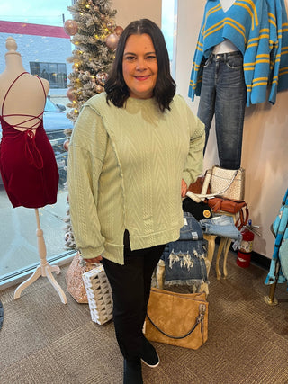 Living The Easy Life Pullover/Curvy