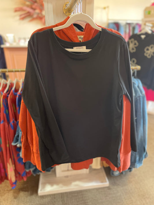 Long Sleeve Round Neck Black Tee/Curvy