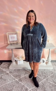 Velvet Vibes Dress/Curvy