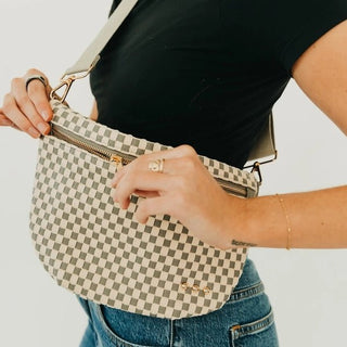 Outlaw Woven Bum Bag - Trudy's Trendy Boutique