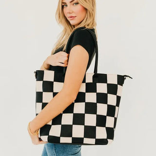 Courtney Checkered Tote - Trudy's Trendy Boutique