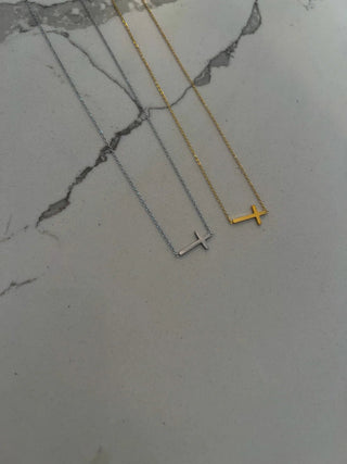 ChanSutt Medium Cross Necklace - Trudy's Trendy Boutique