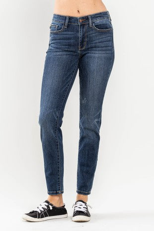 Judy Blue Mid Rise Relax Fit