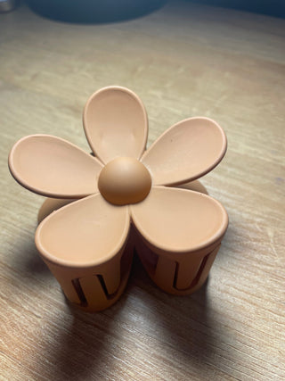 Large Flower Claw Clips - Trudy's Trendy Boutique